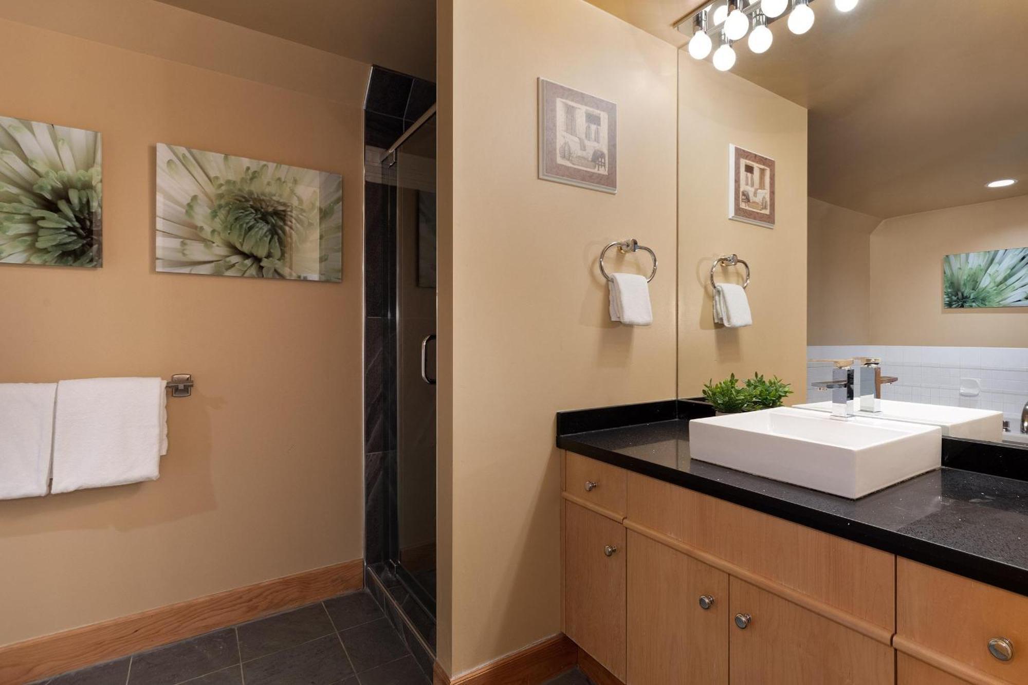 Alpine Greens 8 | Bright Townhome Near Blackcomb, Walk Or Shuttle To Skiing, Secure Parking Whistler Exterior foto